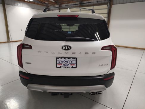 Used 2020 Kia Telluride EX w/ EX Premium Package AWD/4WD image 14