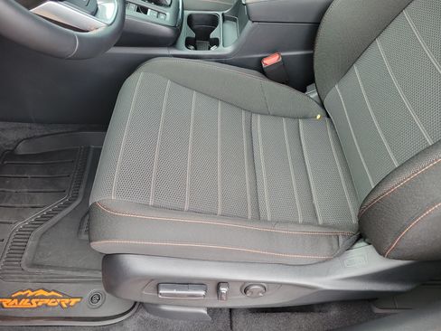 Used 2026 Honda CR-V TrailSport image 25