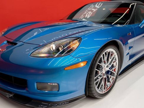 Used 2011 Chevrolet Corvette ZR1 w/ Preferred Equipment Group RWD image 28