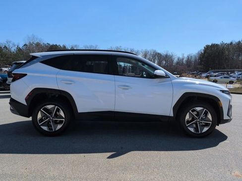 Used 2025 Hyundai Tucson SEL image 3