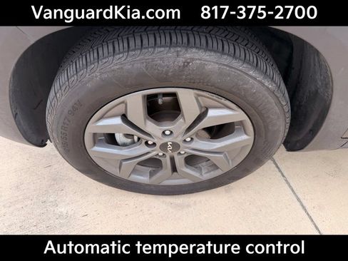 Certified 2024 Kia Seltos S FWD image 8
