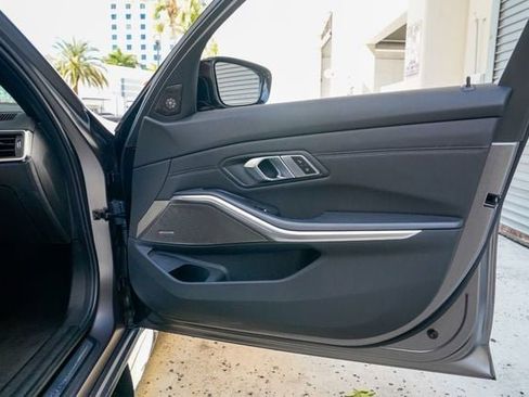 Used 2022 BMW M3 Competition w/ Parking Assistance Package image 80