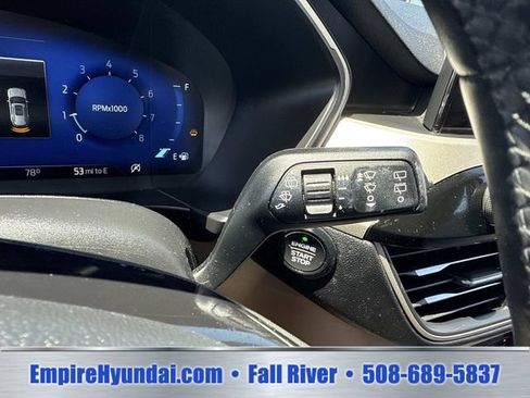 Used 2021 Ford Escape SEL w/ Technology Package AWD/4WD image 32