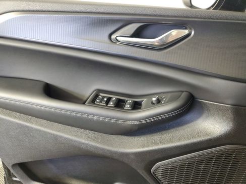 Used 2025 Jeep Grand Cherokee L Altitude image 28