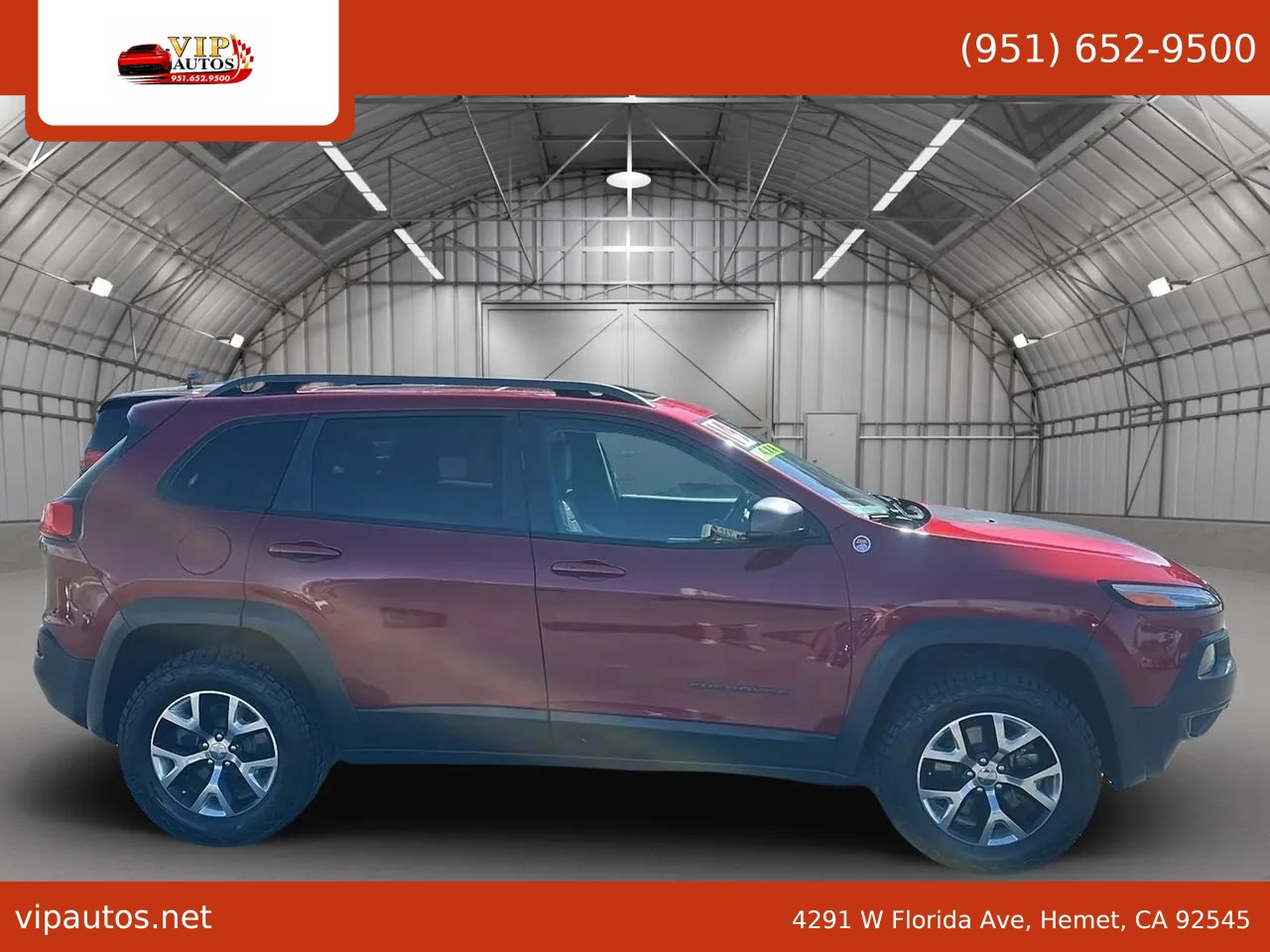 Used 2014 Jeep Cherokee Trailhawk w/ Technology Group AWD/4WD image 1