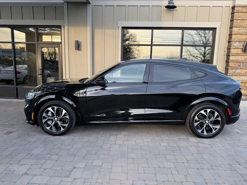 Used 2021 Ford Mustang Mach-E Premium image 38