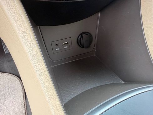 Used 2014 Hyundai Accent GLS FWD image 40