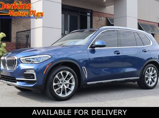 Used 2019 BMW X5 xDrive40i w/ Premium Package 2 AWD/4WD video 1