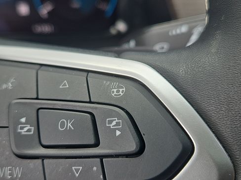Certified 2024 Volkswagen Atlas SEL AWD/4WD image 16