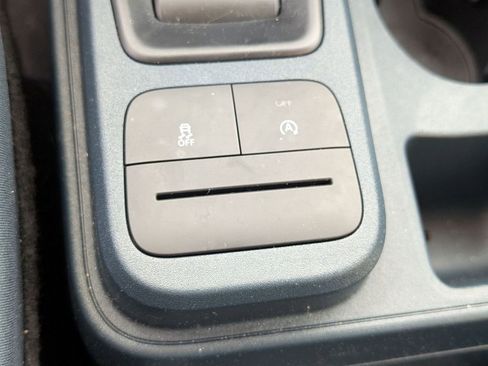 New 2025 Ford Maverick Lariat AWD/4WD image 36