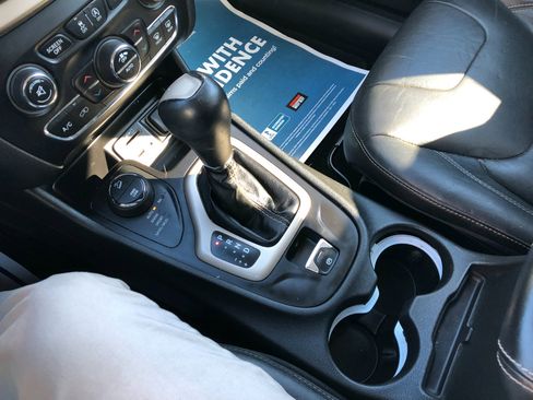 Used 2016 Jeep Cherokee Limited w/ Trailer Tow Group image 25