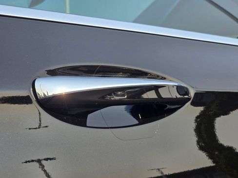 Used 2022 Mercedes-Benz E 53 AMG 4MATIC Sedan image 31
