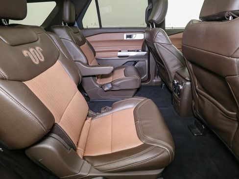 Used 2022 Ford Explorer King Ranch image 22