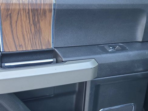 Used 2018 Ford F150 Lariat w/ Equipment Group 502A Luxury AWD/4WD image 35