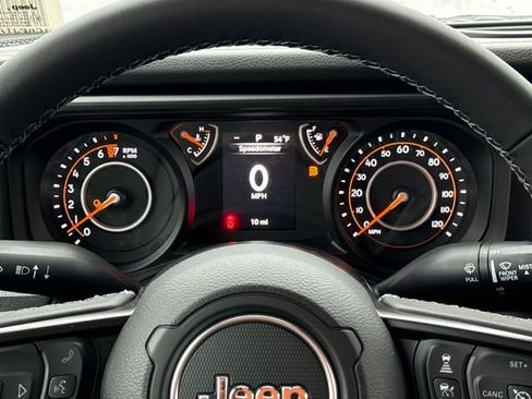 New 2026 Jeep Gladiator Sport image 14