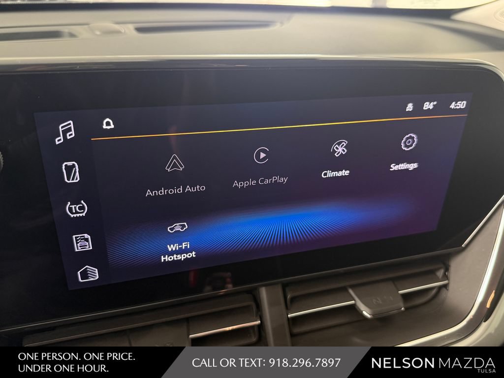 Used 2024 Chevrolet Trax LT w/ LT Convenience Package FWD image 31