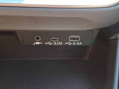 Certified 2024 Subaru Crosstrek 2.0i Premium image 25