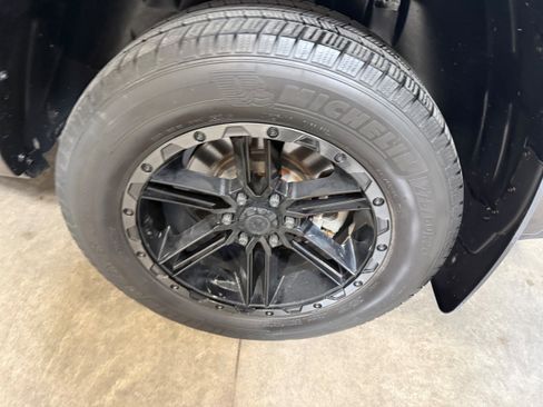Certified 2021 RAM 1500 Limited w/ Night Edition AWD/4WD image 28