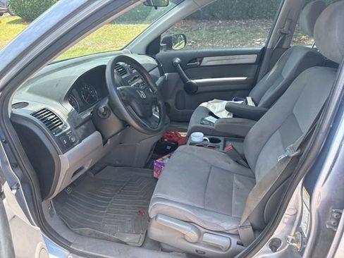 Used 2011 Honda CR-V SE image 9