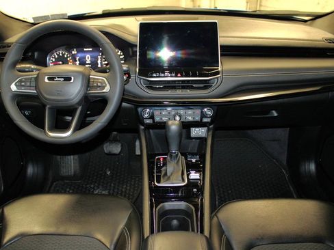 Used 2023 Jeep Compass Altitude w/ Convenience Group image 9