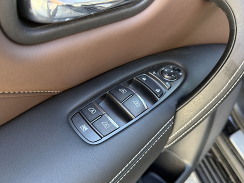 Certified 2024 INFINITI QX80 Premium Select w/ Cargo Package image 11