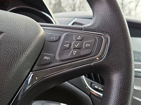 Used 2018 Chevrolet Cruze LT image 20