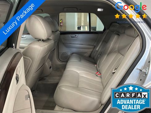 Used 2009 Cadillac DTS w/ Trunk Convenience Package FWD image 17