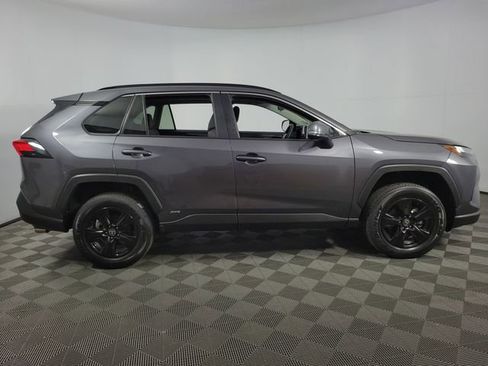 Used 2025 Toyota RAV4 XLE image 10