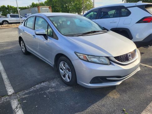 Used 2015 Honda Civic LX image 3