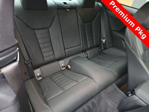 Used 2023 BMW M440i Coupe w/ Premium Package image 16