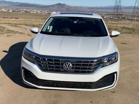 Used 2020 Volkswagen Passat 2.0T R-Line image 3