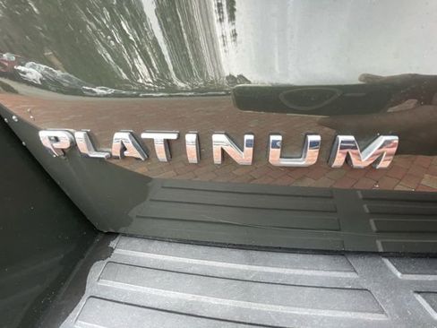 Used 2022 Ford Expedition Platinum RWD image 31
