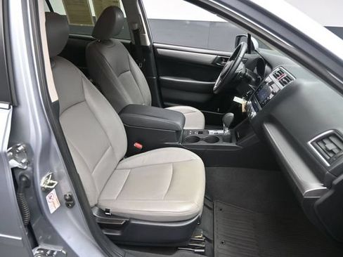 Used 2015 Subaru Outback 2.5i Premium AWD/4WD image 30