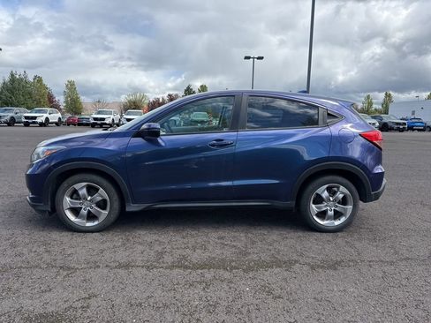 Used 2017 Honda HR-V EX image 4