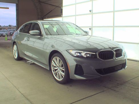 Used 2024 BMW 330i xDrive Sedan w/ Premium Package image 2