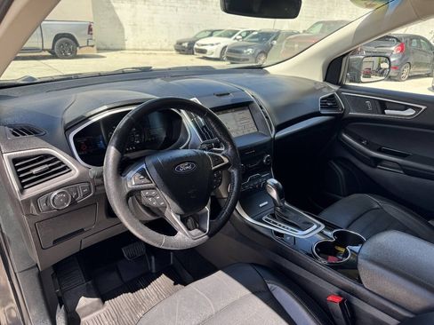 Used 2018 Ford Edge SEL w/ Equipment Group 201A AWD/4WD image 11