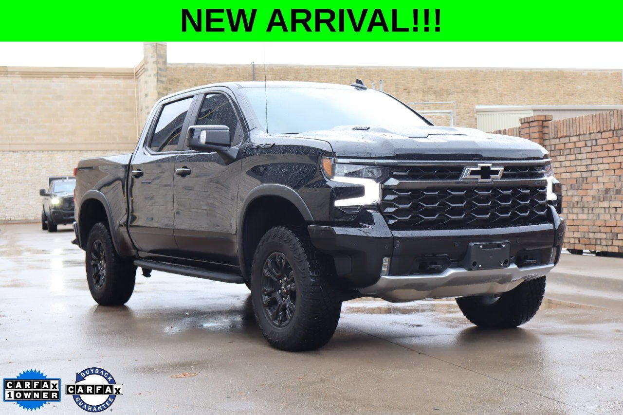 Used 2026 Chevrolet Silverado 1500 ZR2 w/ Dark Appearance Package AWD/4WD image 1