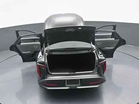 Used 2025 Kia K4 LX image 68