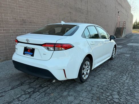 Used 2024 Toyota Corolla LE image 5