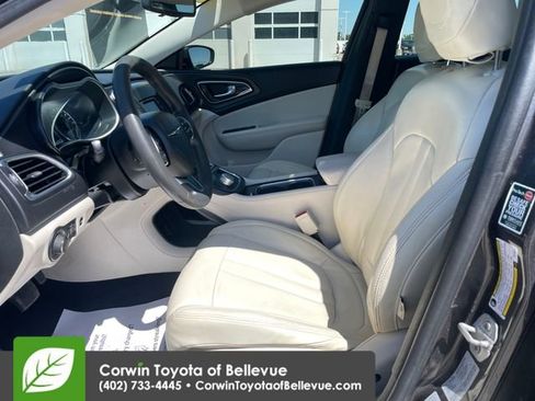 Used 2016 Chrysler 200 LX FWD image 17