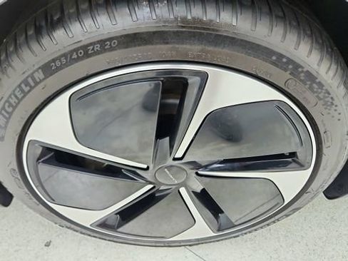 Used 2023 Lucid Air Touring AWD/4WD image 61