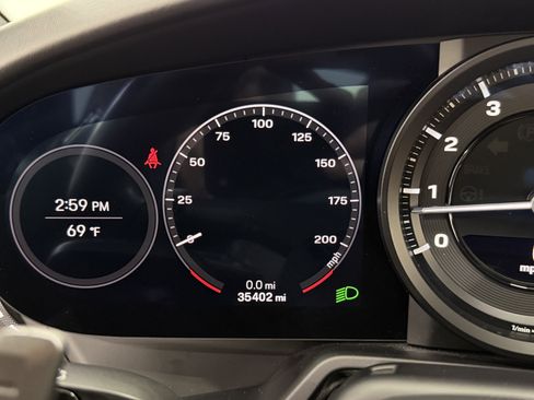 Certified 2021 Porsche 911 Carrera 4S image 48