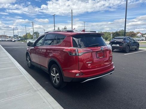 Used 2016 Toyota RAV4 XLE image 6