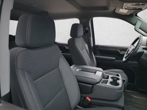 Used 2023 Chevrolet Silverado 1500 LT image 12