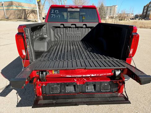 New 2026 GMC Sierra 1500 AT4 w/ AT4 Premium Package image 32