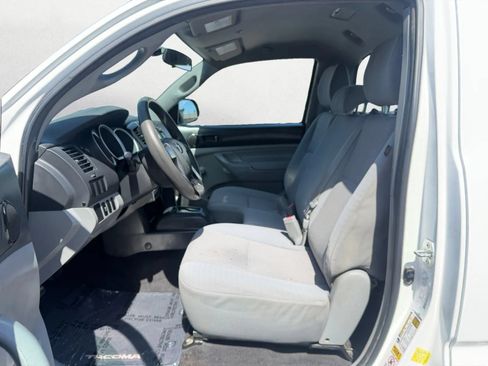 Used 2013 Toyota Tacoma 2WD Regular Cab image 11