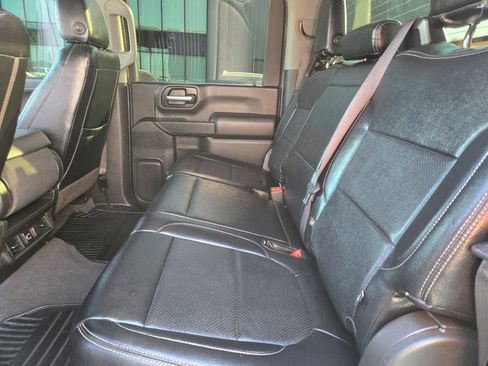 Used 2020 Chevrolet Silverado 2500 LT w/ Texas Edition image 10