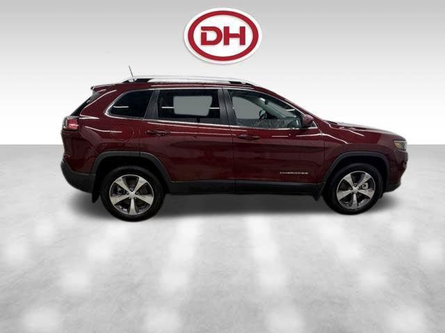 Used 2019 Jeep Cherokee Limited AWD/4WD image 2