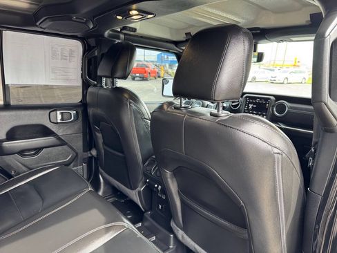 Used 2021 Jeep Wrangler Unlimited Sahara AWD/4WD image 58