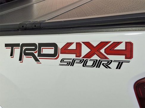 Used 2019 Toyota Tacoma TRD Sport image 30